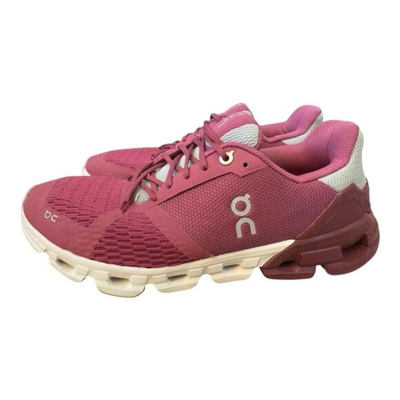 On Cloudflyer Running Shoe Berry Women size 8 - Picture 2 of 9